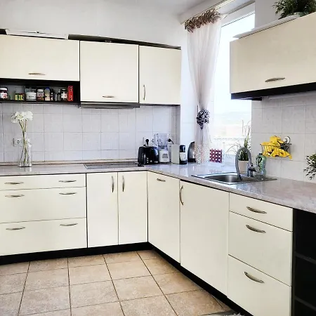 Apartman - Duna Part *