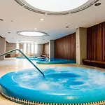 - Duna Part Apartment *